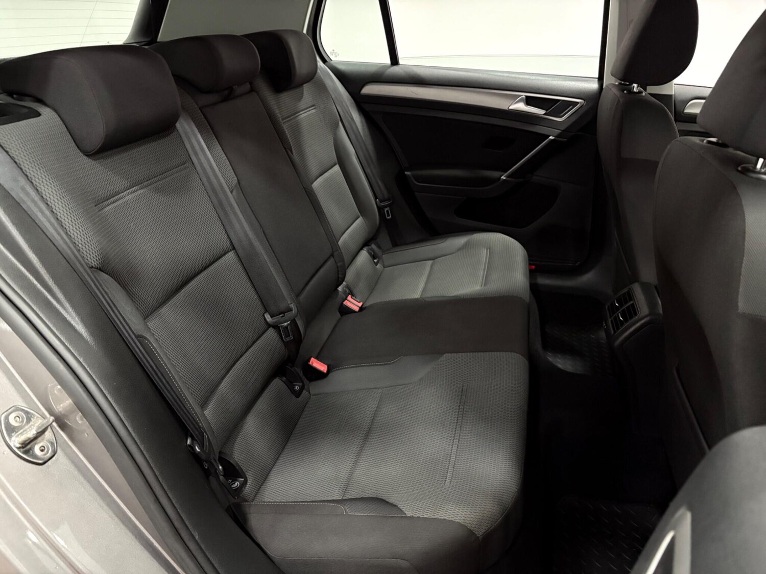 Used Volkswagen Golf 2014 for sale - 75866838: Photo 39