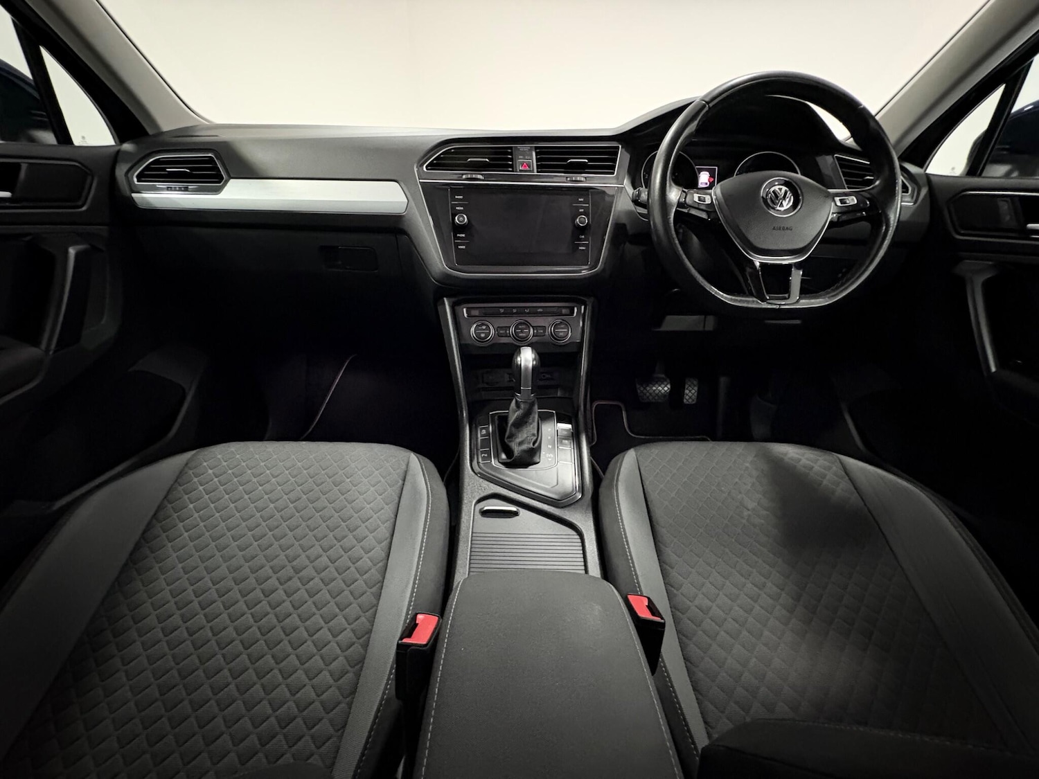 Used Volkswagen Tiguan 2017 for sale - 76527895: Photo 10