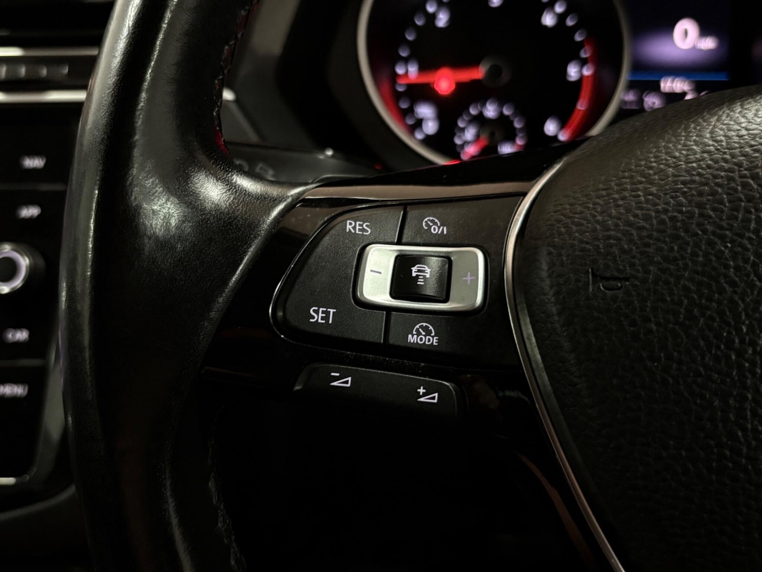 Used Volkswagen Tiguan 2017 for sale - 76527895: Photo 16