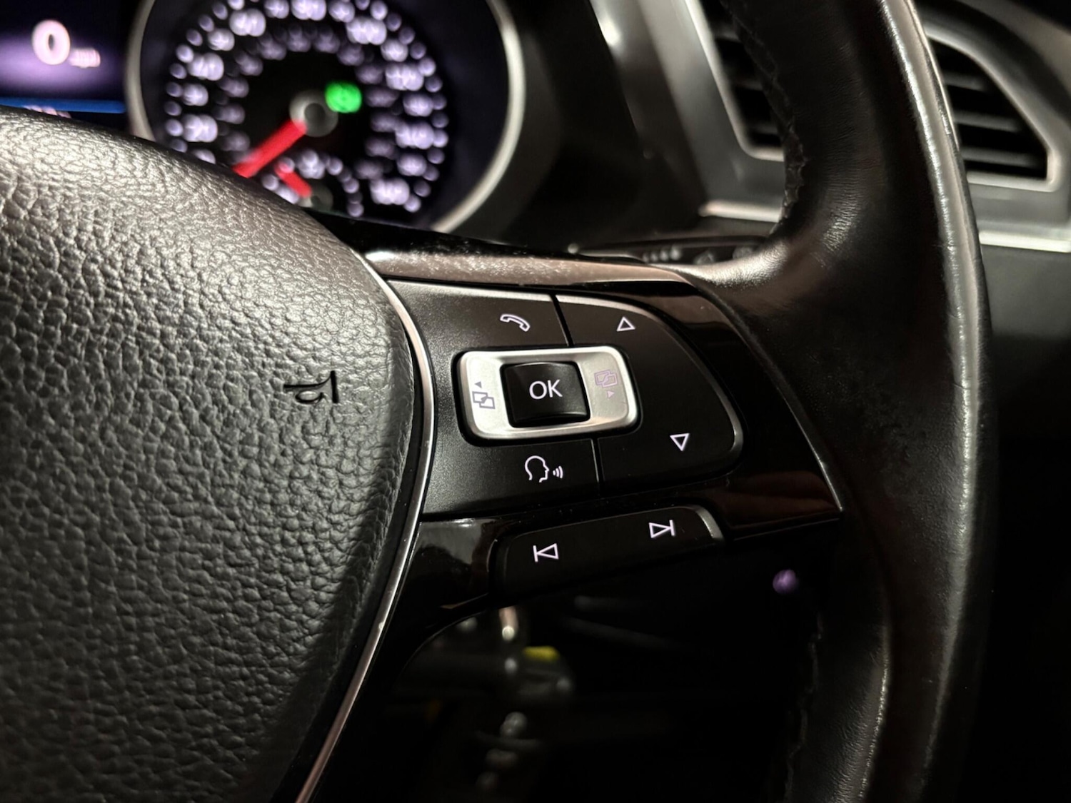 Used Volkswagen Tiguan 2017 for sale - 76527895: Photo 18