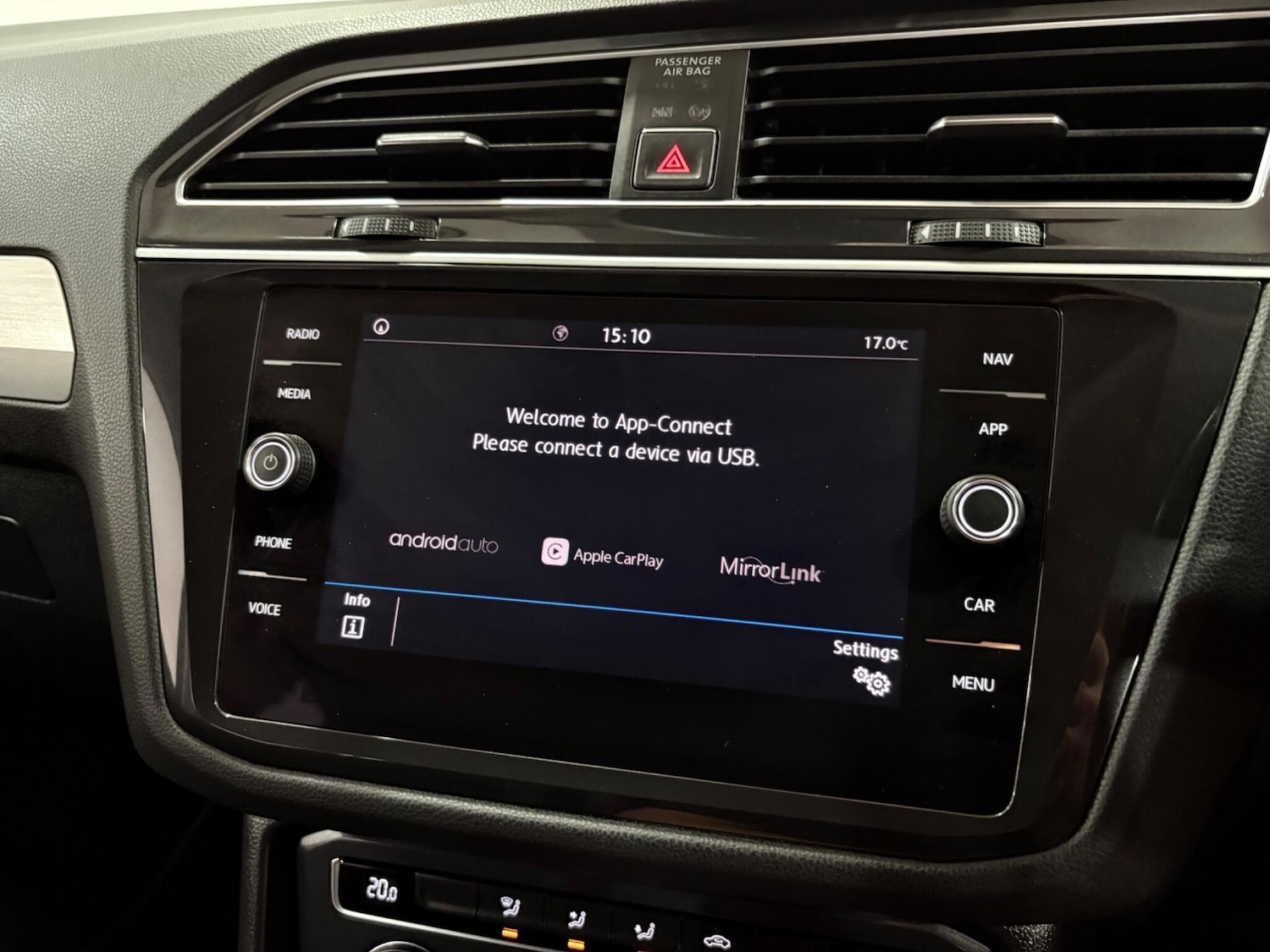 Used Volkswagen Tiguan 2017 for sale - 76527895: Photo 22