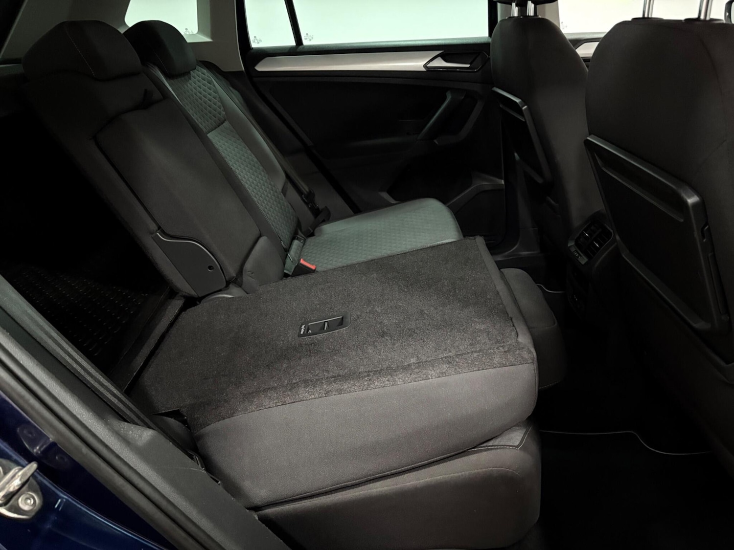 Used Volkswagen Tiguan 2017 for sale - 76527895: Photo 39