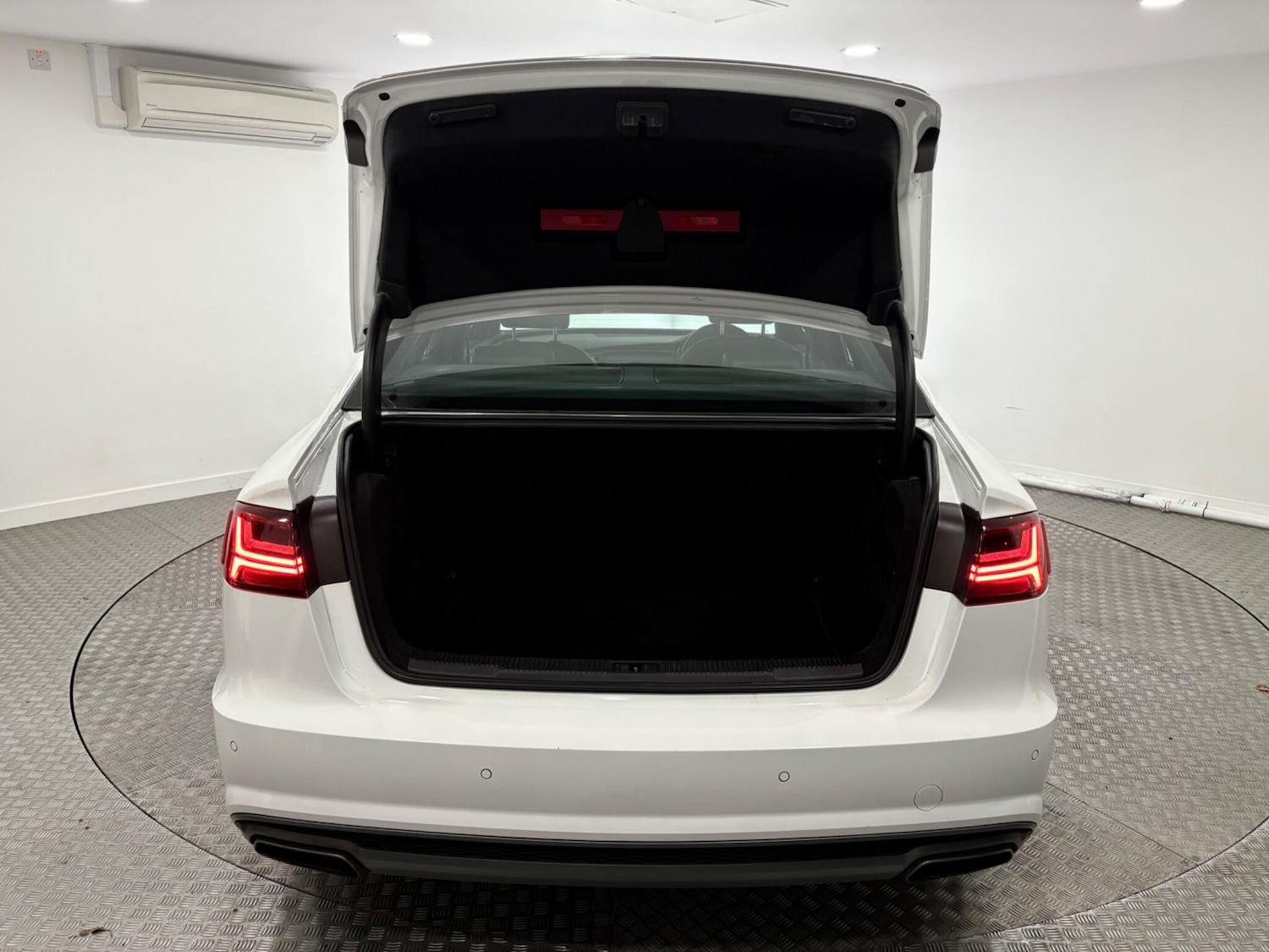 Used Audi A6 2018 for sale - 76397851: Photo 42