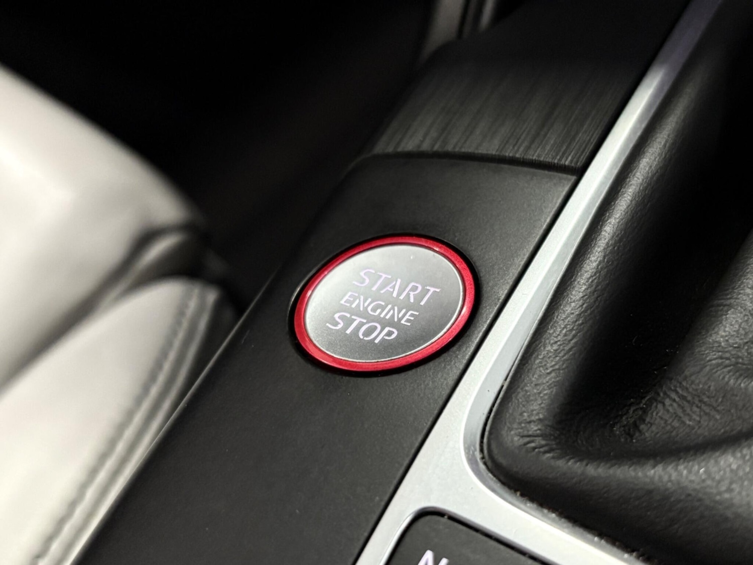 Used Audi RS3 2018 for sale - 77021231: Photo 33