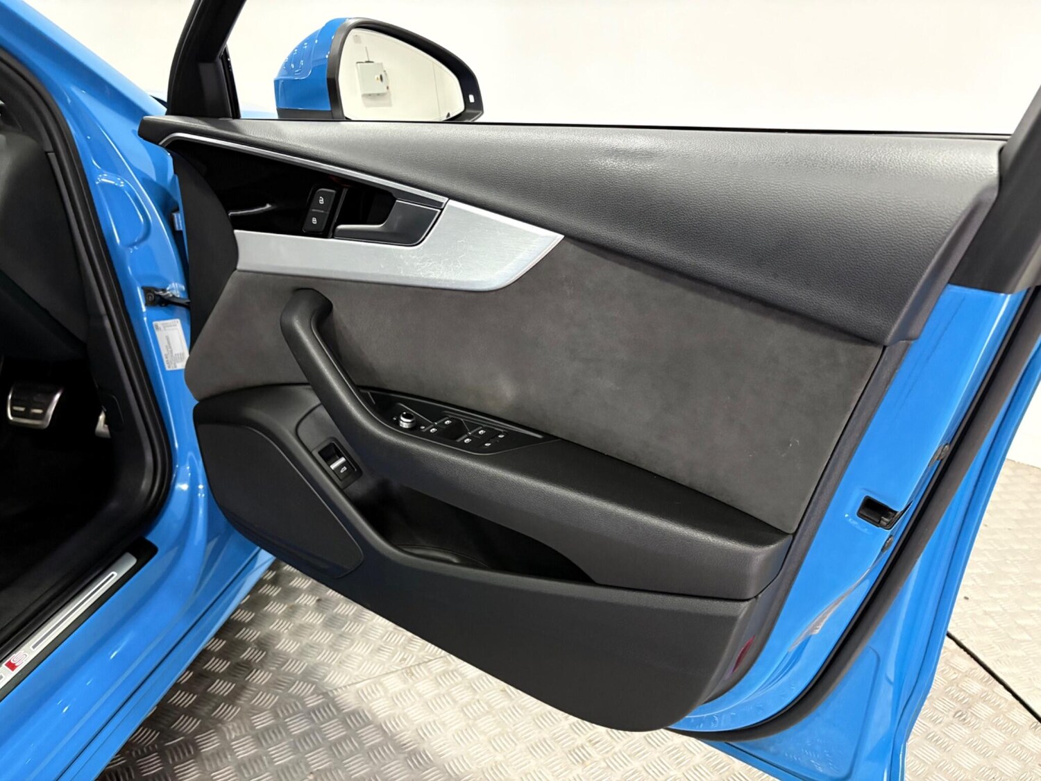 Used Audi A4 2020 for sale - 76295074: Photo 40