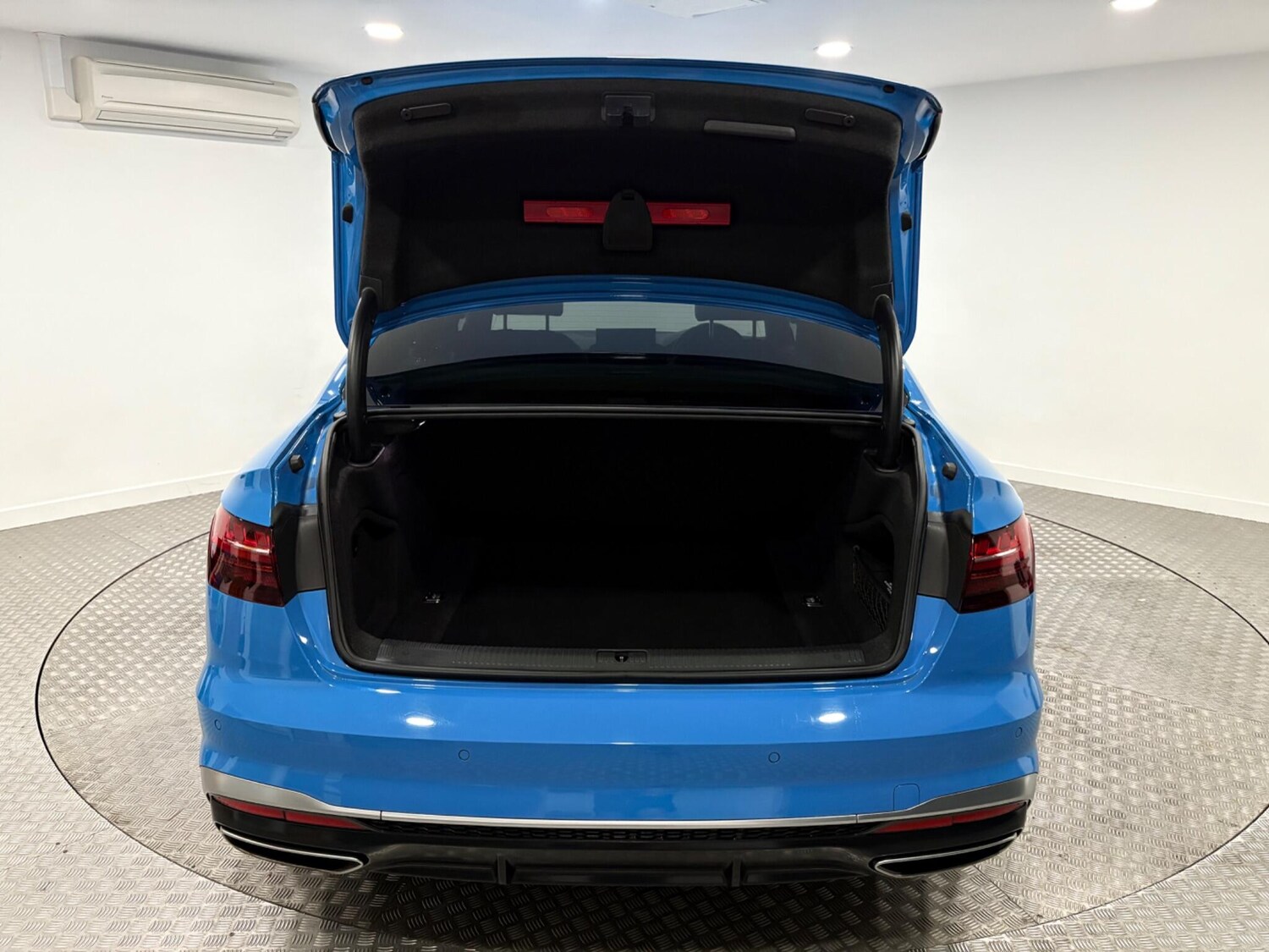 Used Audi A4 2020 for sale - 76295074: Photo 46