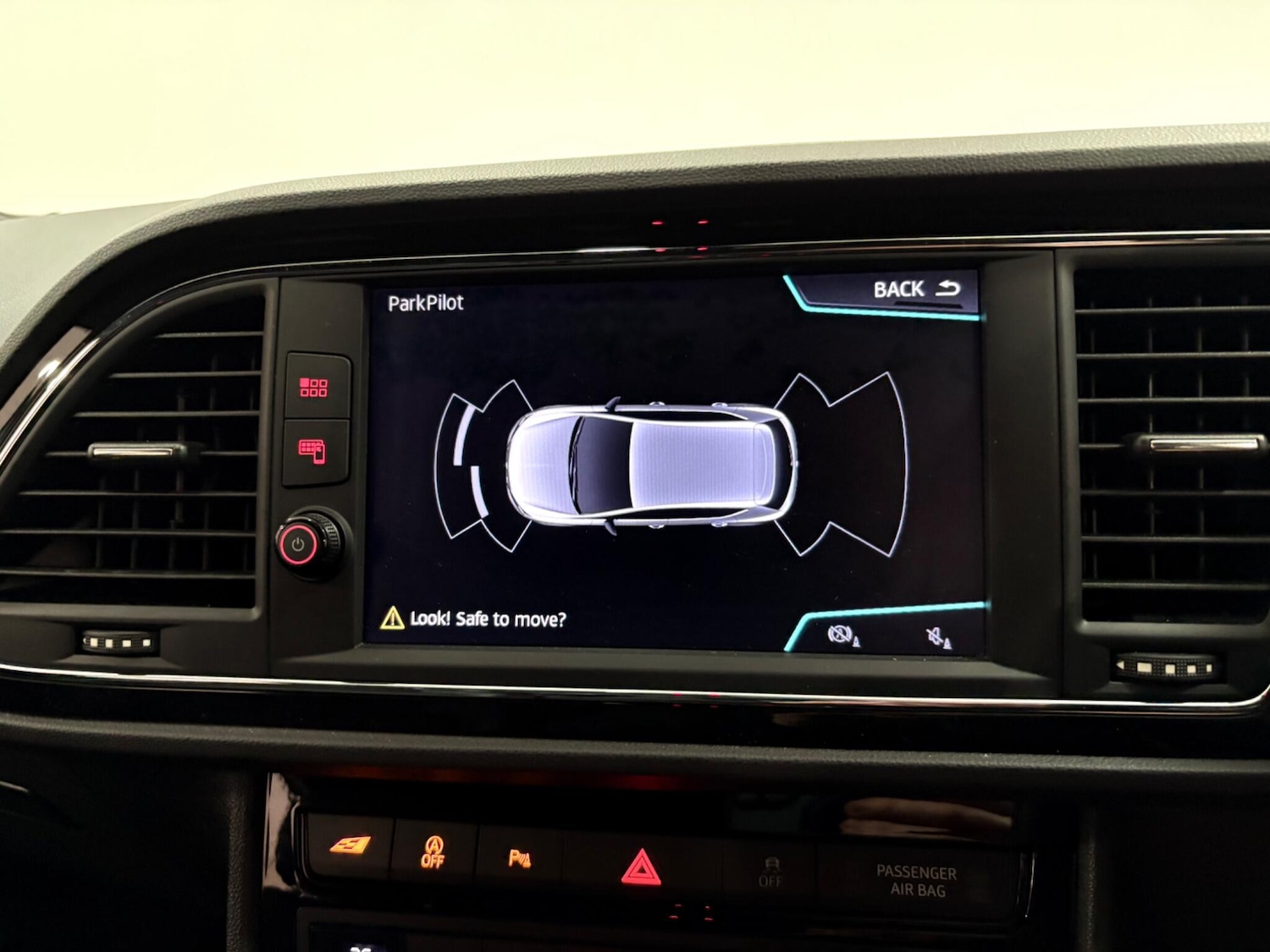 Used SEAT Leon 2020 for sale - 77191851: Photo 25