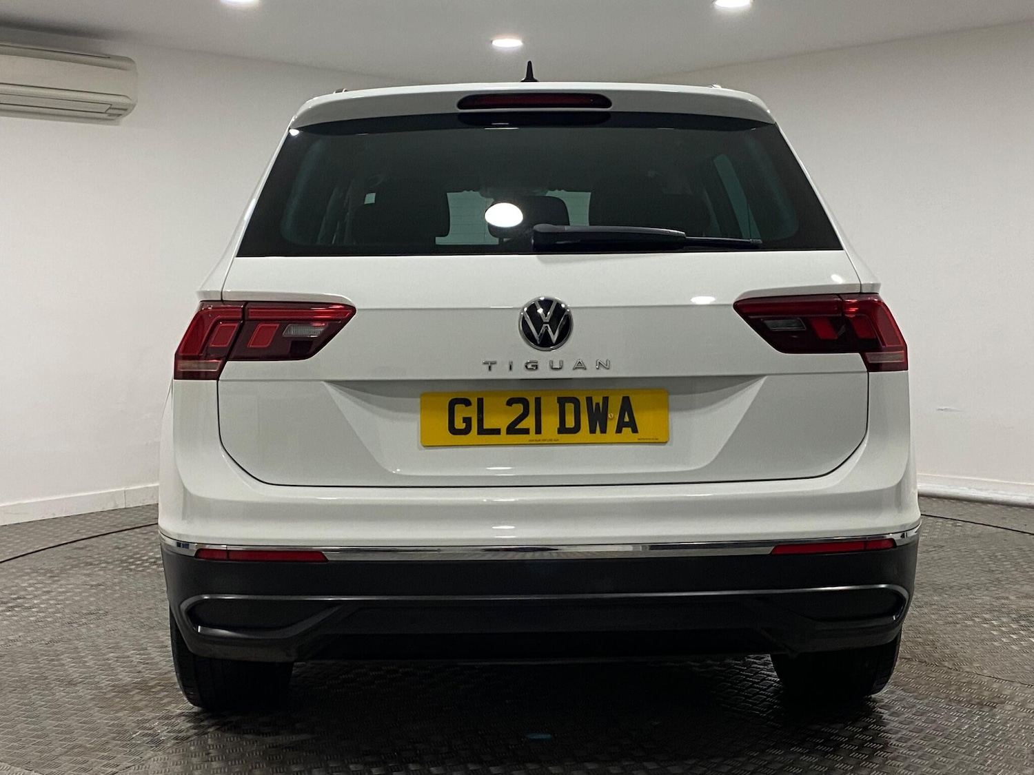 Used Volkswagen Tiguan 2021 for sale - 77109320: Photo 4