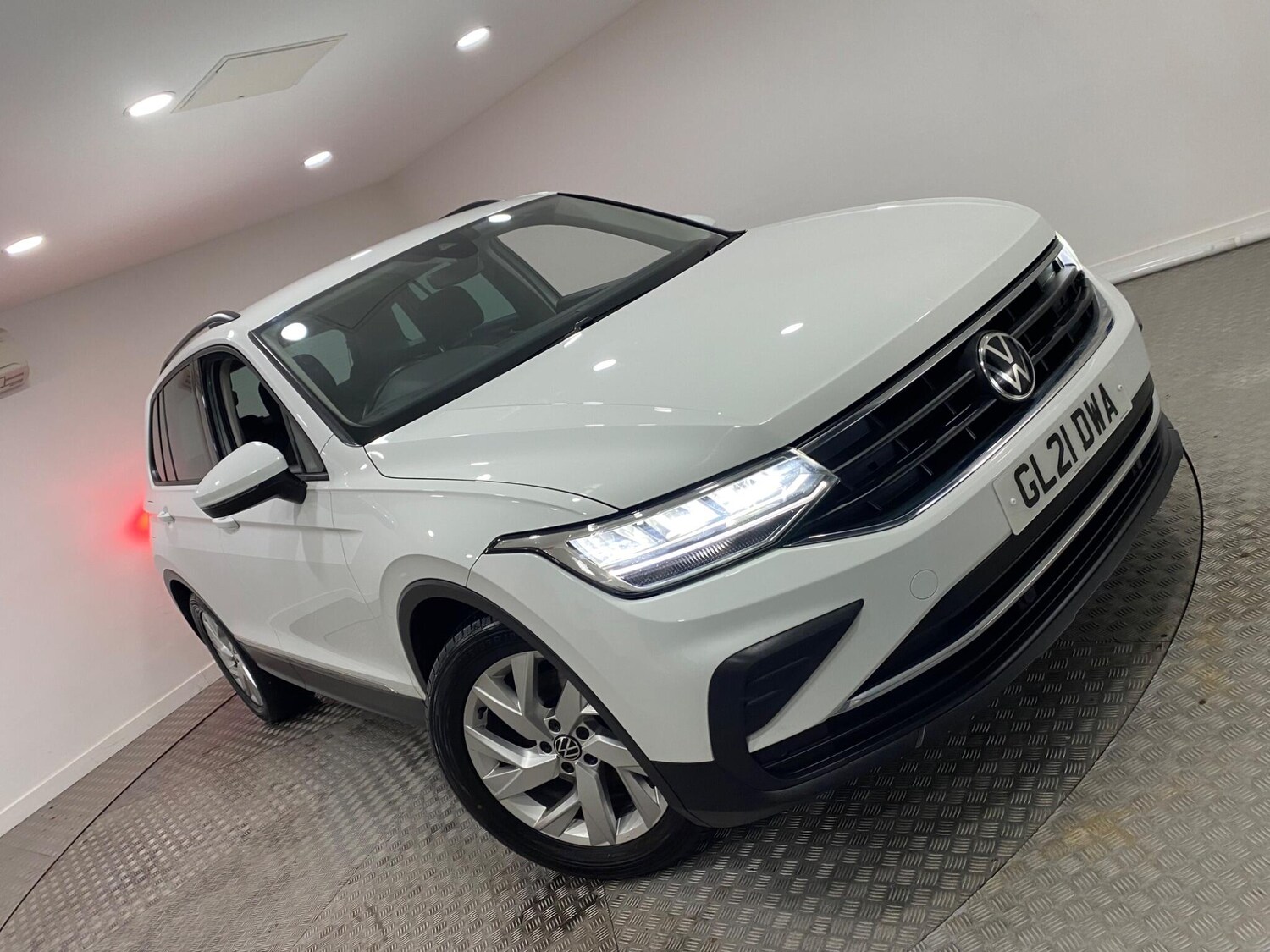 Used Volkswagen Tiguan 2021 for sale - 77109320: Photo 40