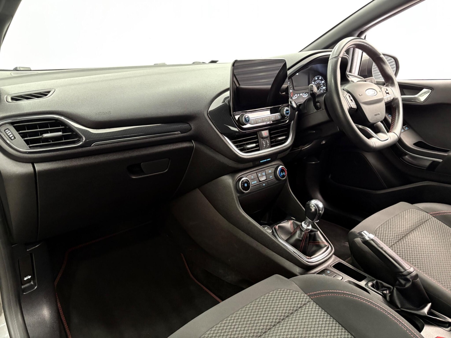 Used Ford Fiesta Van 2019 for sale - 75977981: Photo 10