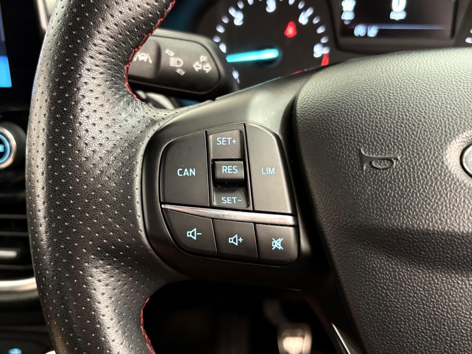 Used Ford Fiesta Van 2019 for sale - 75977981: Photo 14