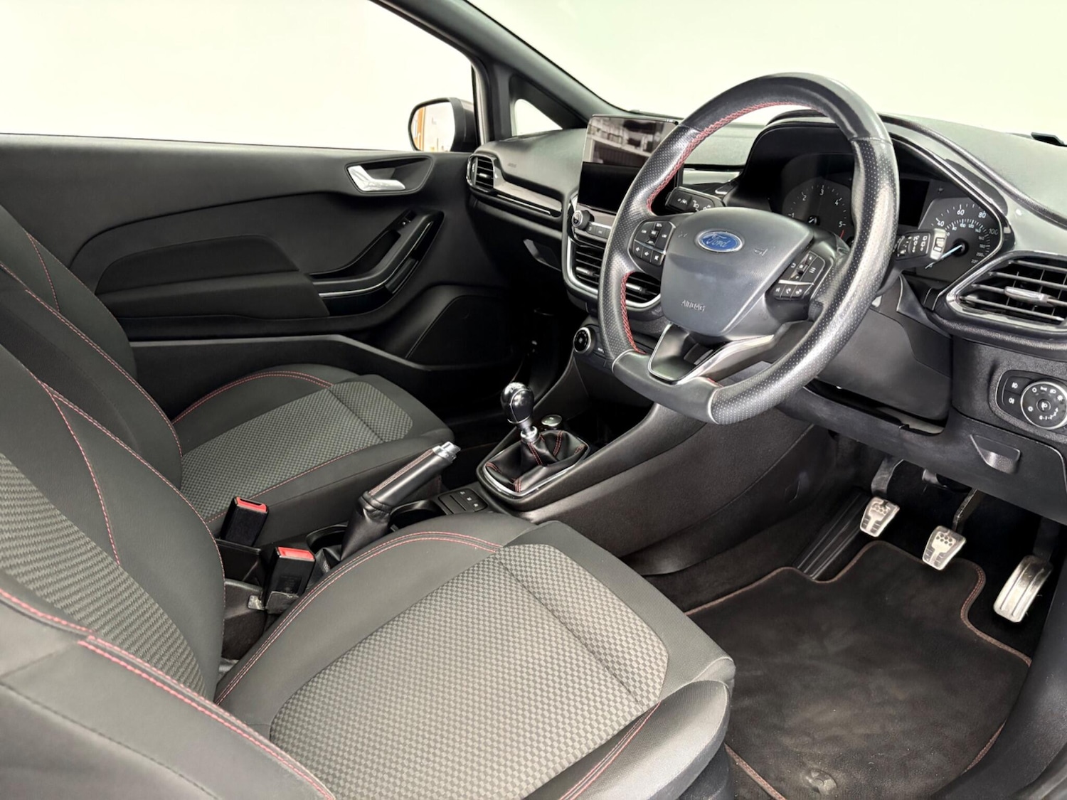 Used Ford Fiesta Van 2019 for sale - 75977981: Photo 9