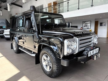 Used Land Rover Defender 110 2023 for sale - 78854488: Photo