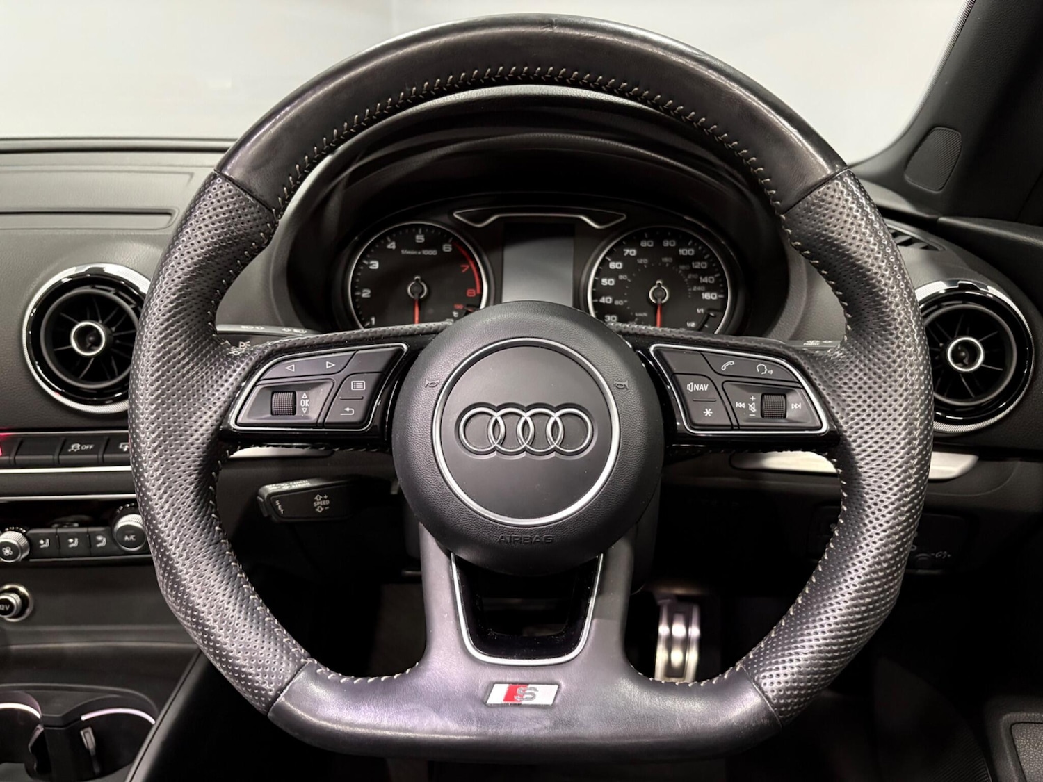 Used Audi A3 2016 for sale - 77537494: Photo 14