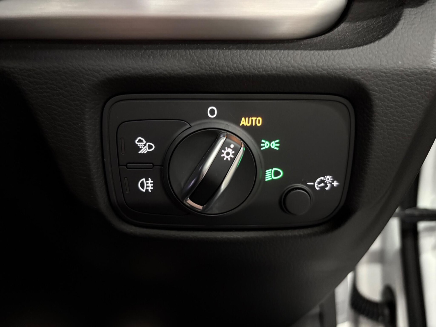 Used Audi A3 2016 for sale - 77537494: Photo 32