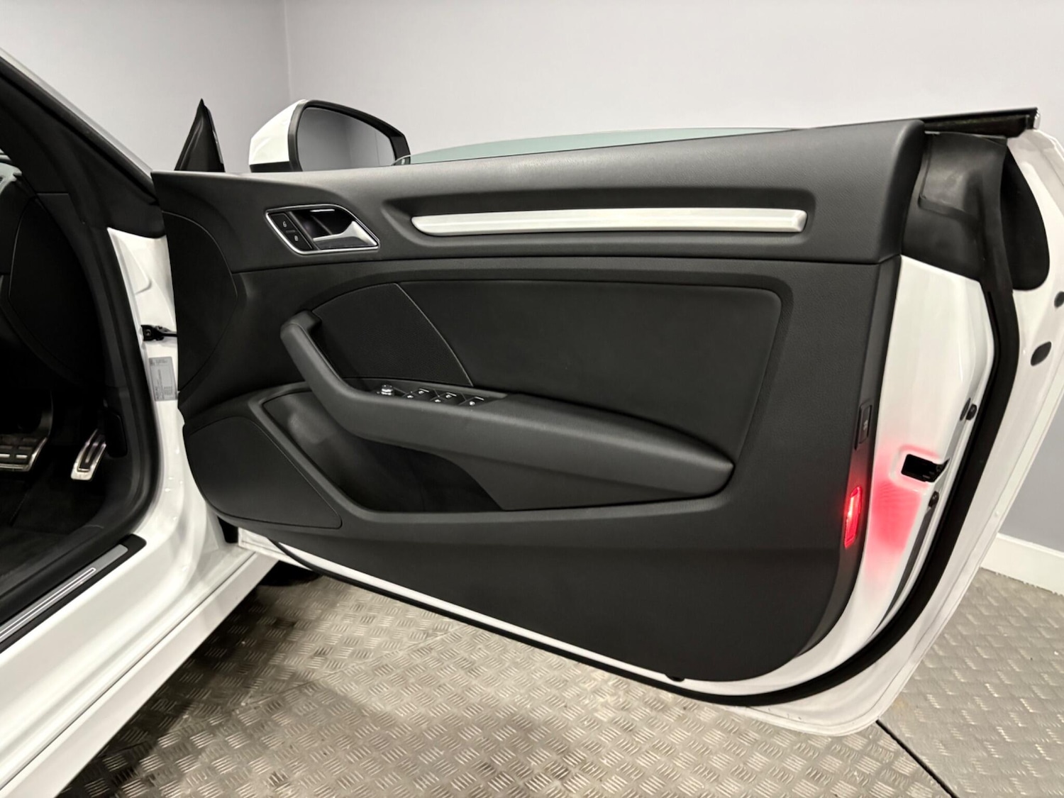 Used Audi A3 2016 for sale - 77537494: Photo 35