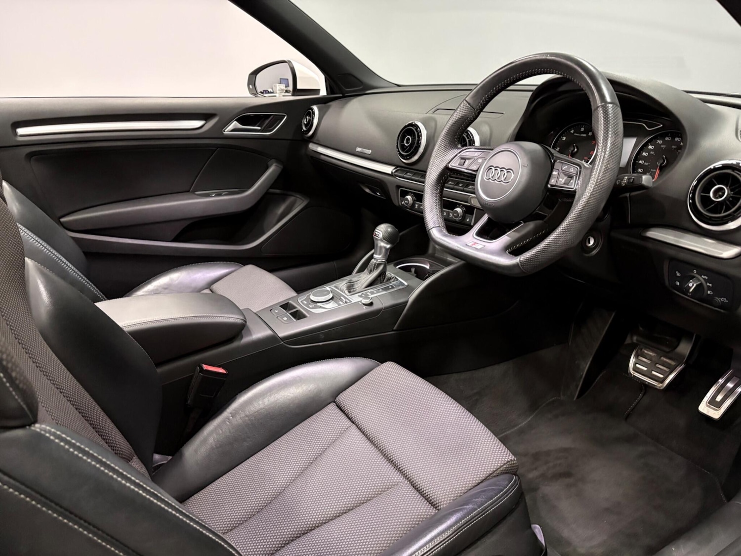 Used Audi A3 2016 for sale - 77537494: Photo 9