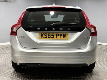 Used Volvo V60 2015 for sale - 79349026: Photo