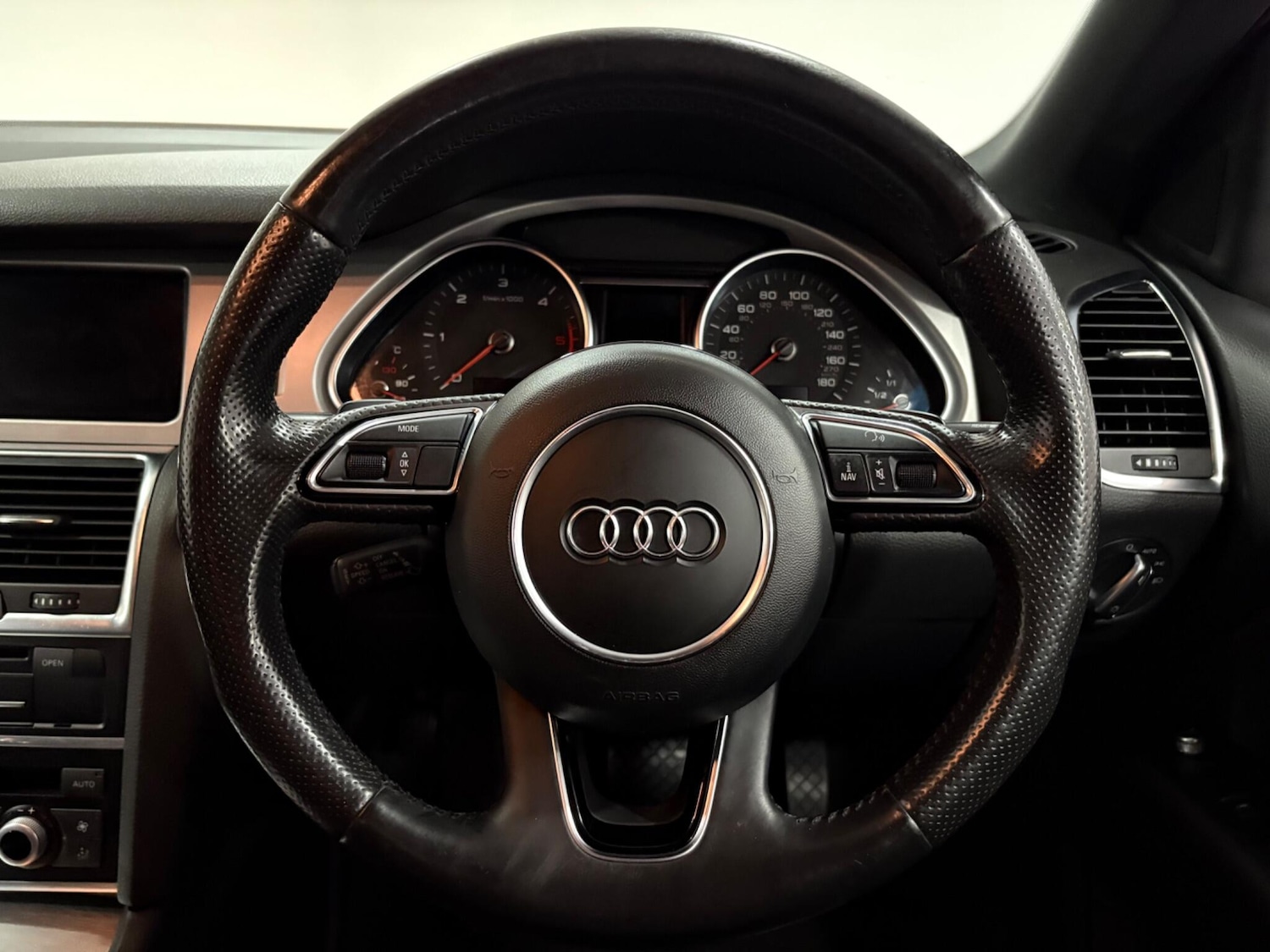 Used Audi Q7 for sale - 76446598: Photo 16