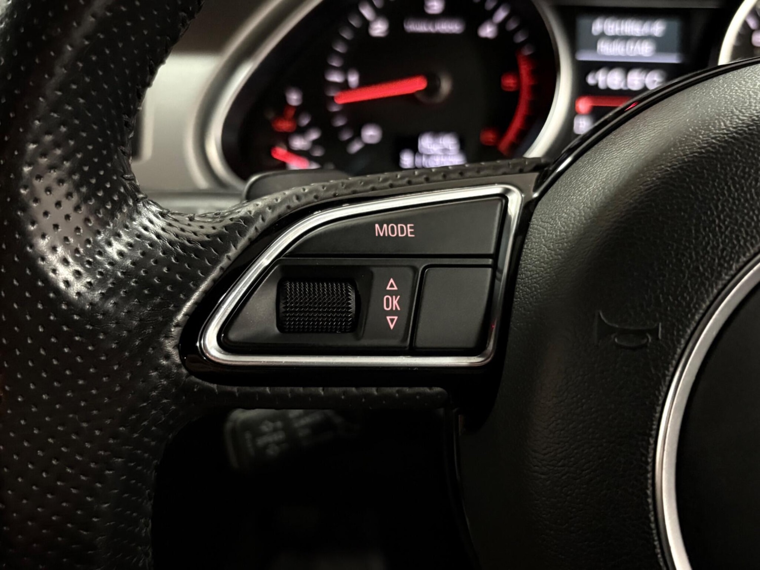 Used Audi Q7 for sale - 76446598: Photo 18