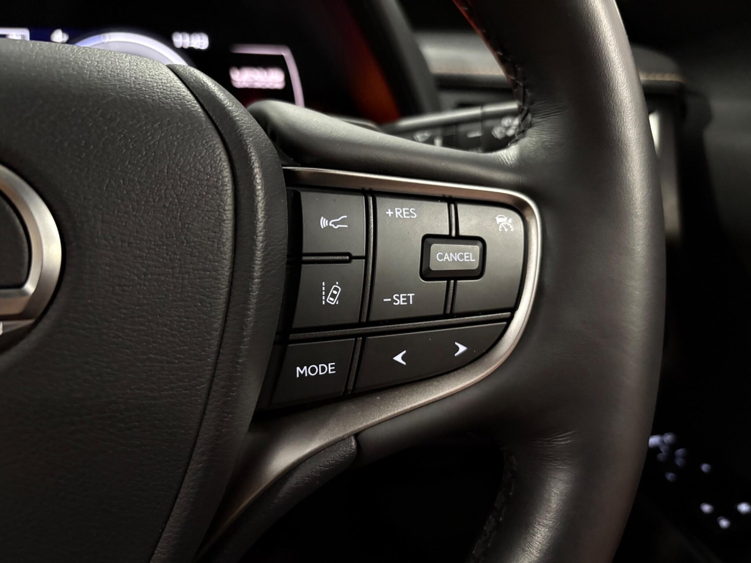 Used Lexus UX 2024 for sale - 76597445: Photo 19