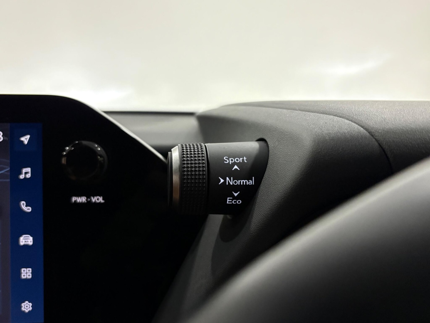 Used Lexus UX 2024 for sale - 76597445: Photo 36