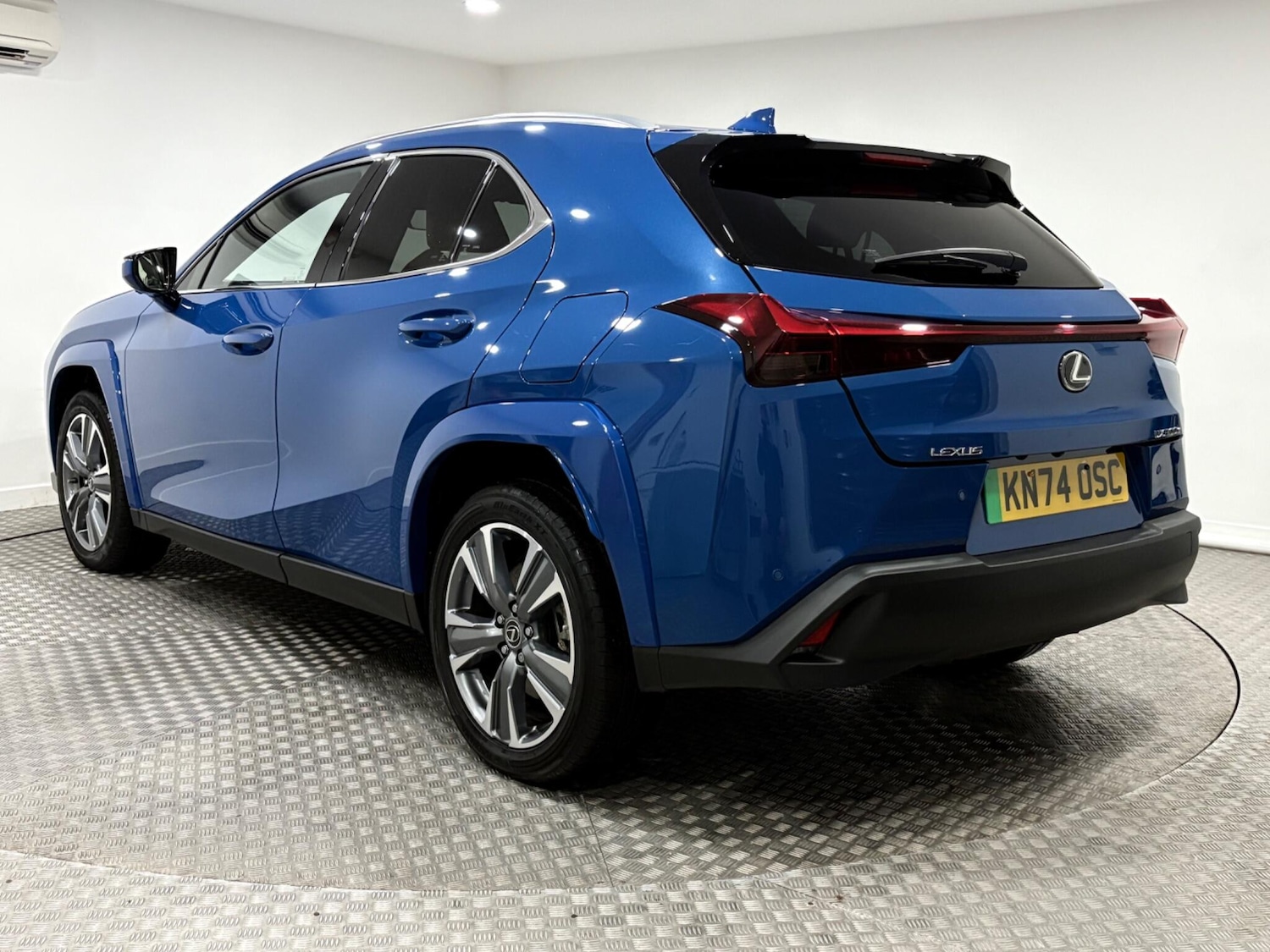 Used Lexus UX 2024 for sale - 76597445: Photo 5