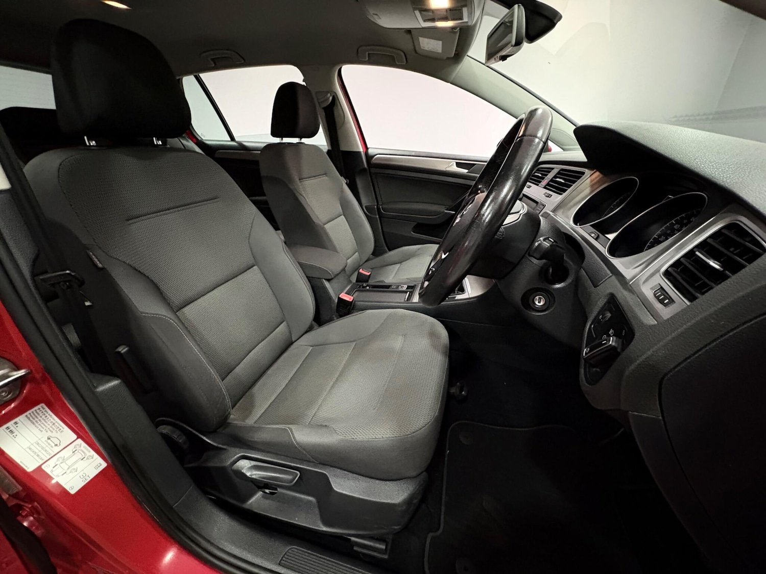 Used Volkswagen Golf 2015 for sale - 77970086: Photo 12