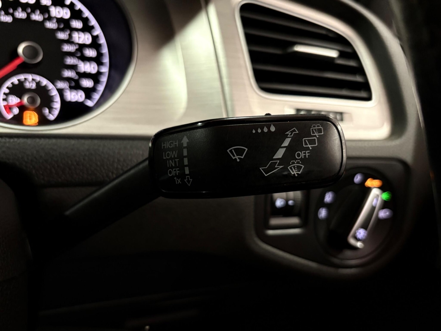 Used Volkswagen Golf 2015 for sale - 77970086: Photo 19