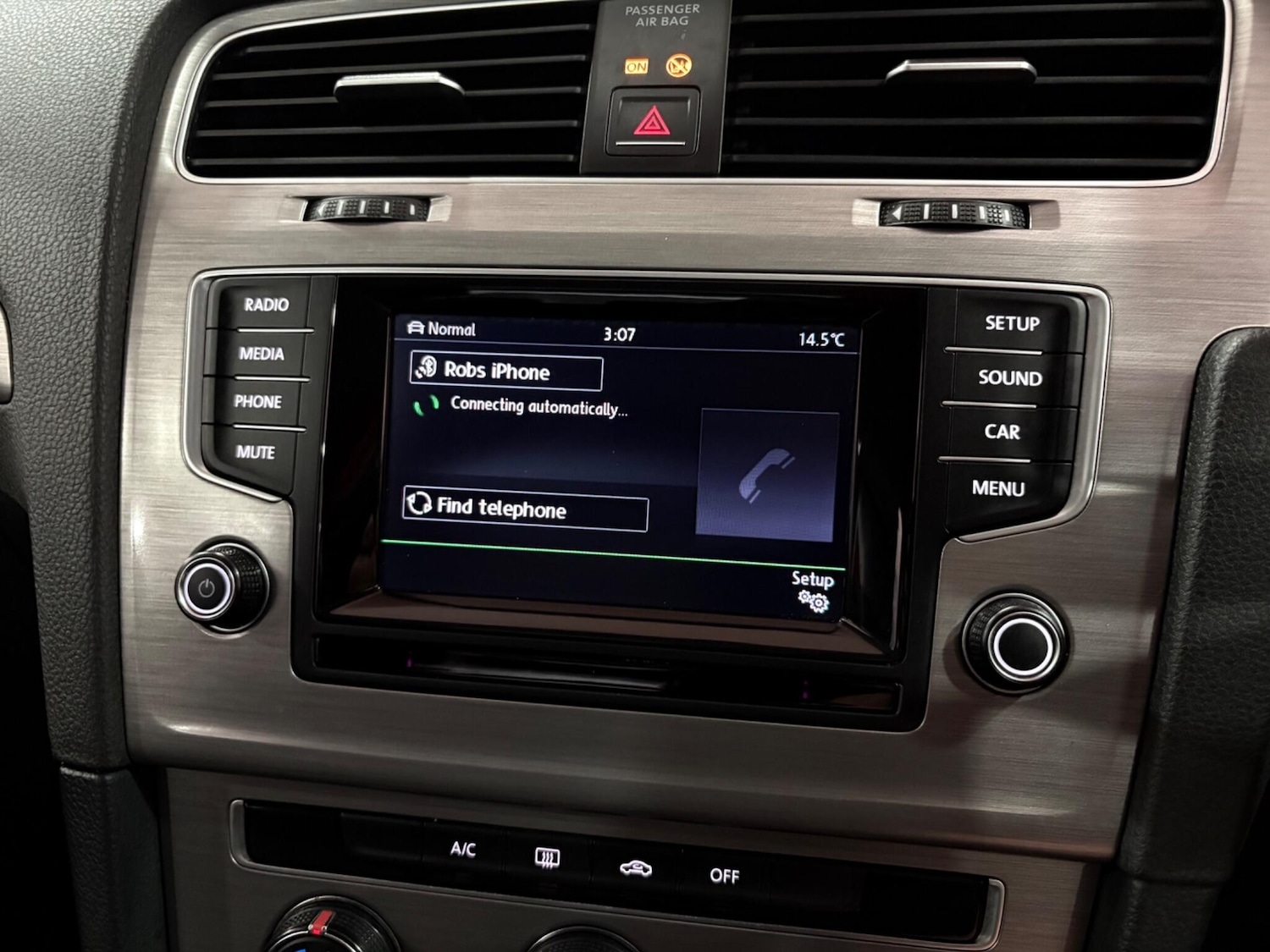 Used Volkswagen Golf 2015 for sale - 77970086: Photo 23