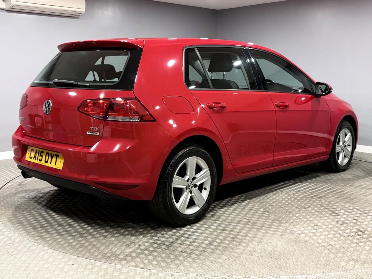 Used Volkswagen Golf 2015 for sale - 77970086: Photo 3