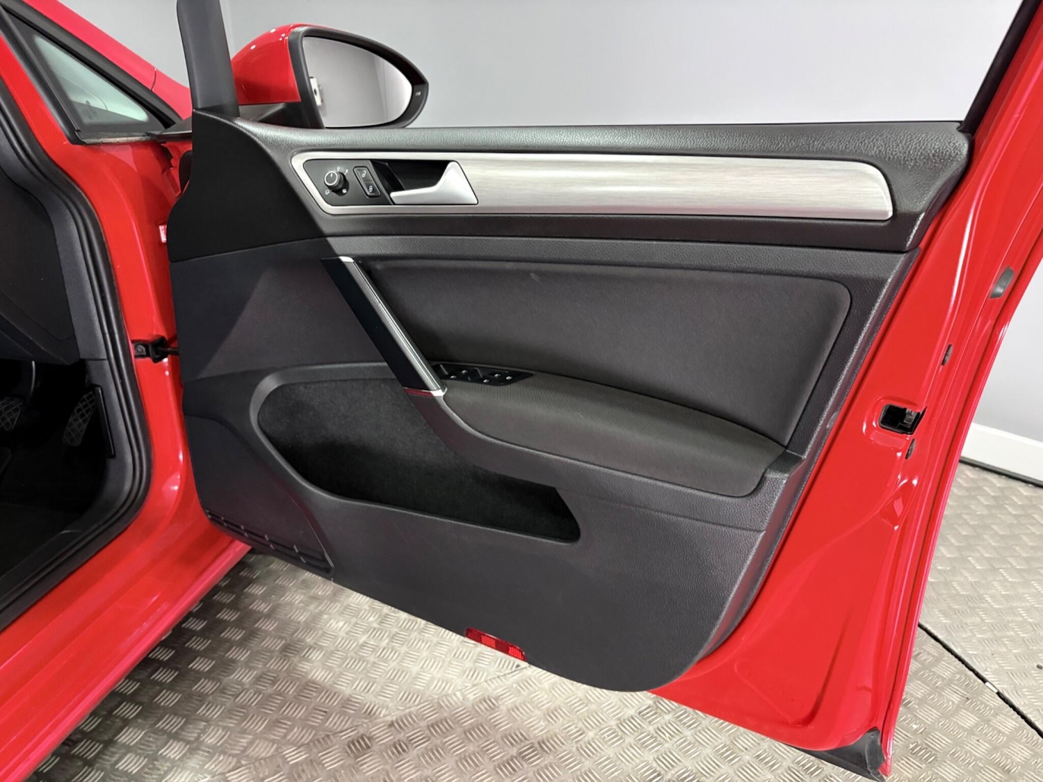 Used Volkswagen Golf 2015 for sale - 77970086: Photo 34