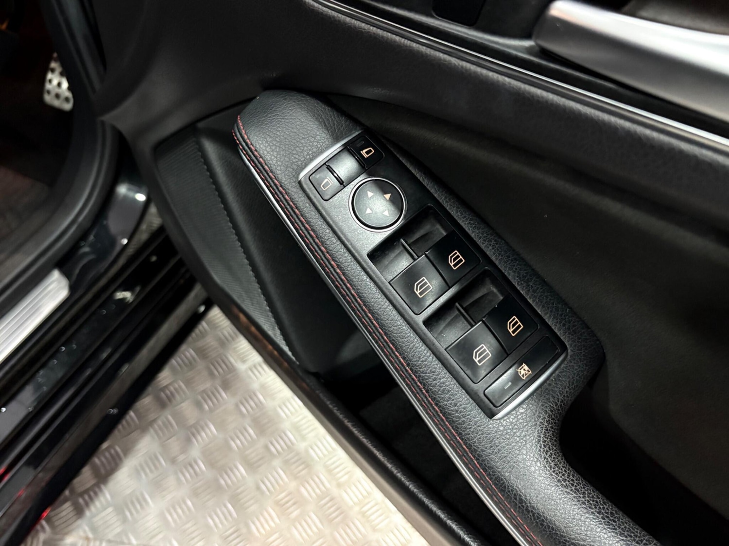 Used Mercedes-Benz A-Class 2018 for sale - 78100163: Photo 33