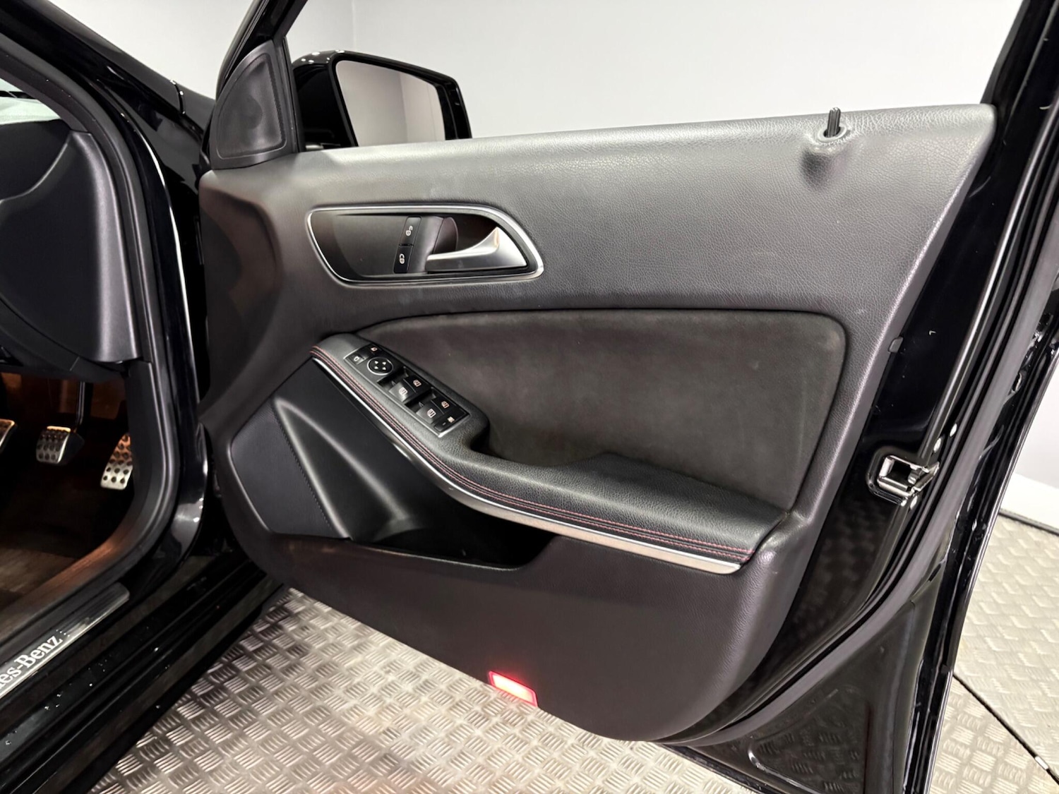 Used Mercedes-Benz A-Class 2018 for sale - 78100163: Photo 34