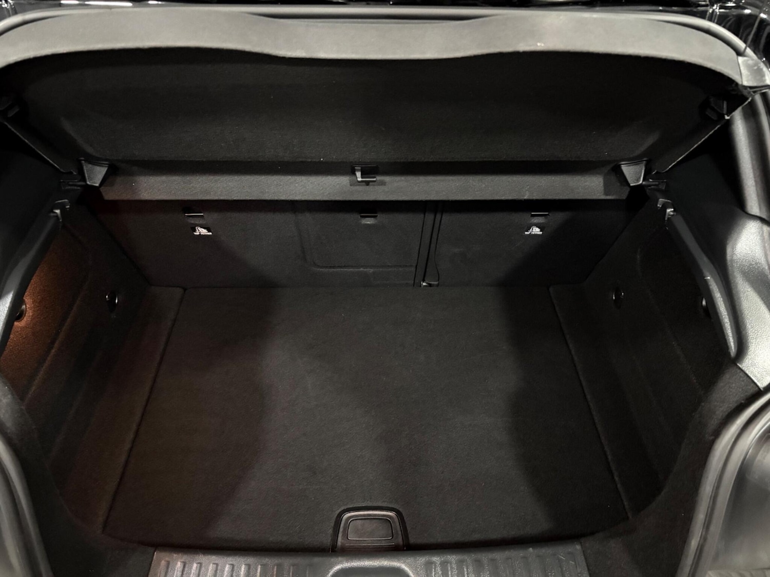 Used Mercedes-Benz A-Class 2018 for sale - 78100163: Photo 40