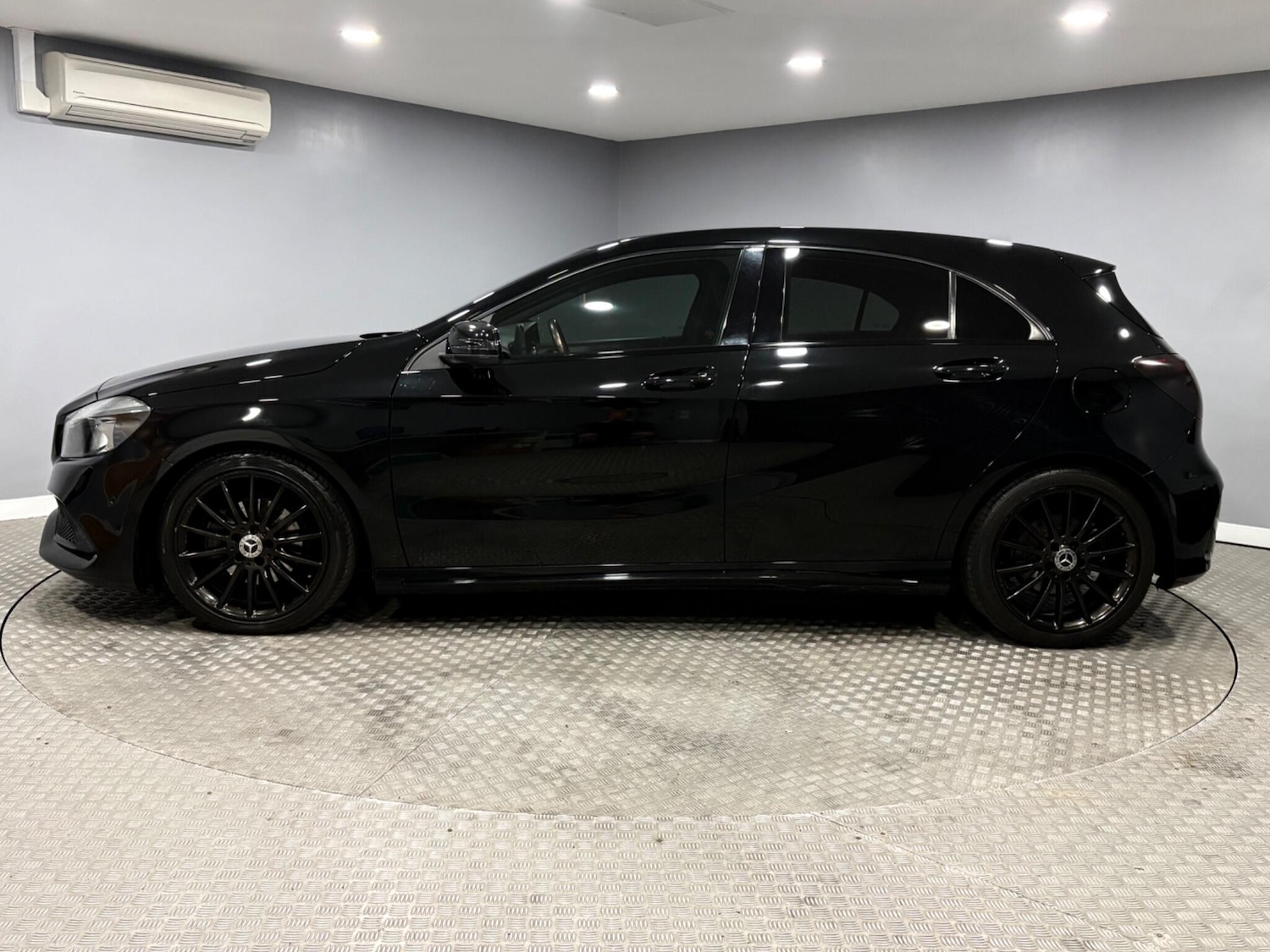 Used Mercedes-Benz A-Class 2018 for sale - 78100163: Photo 6