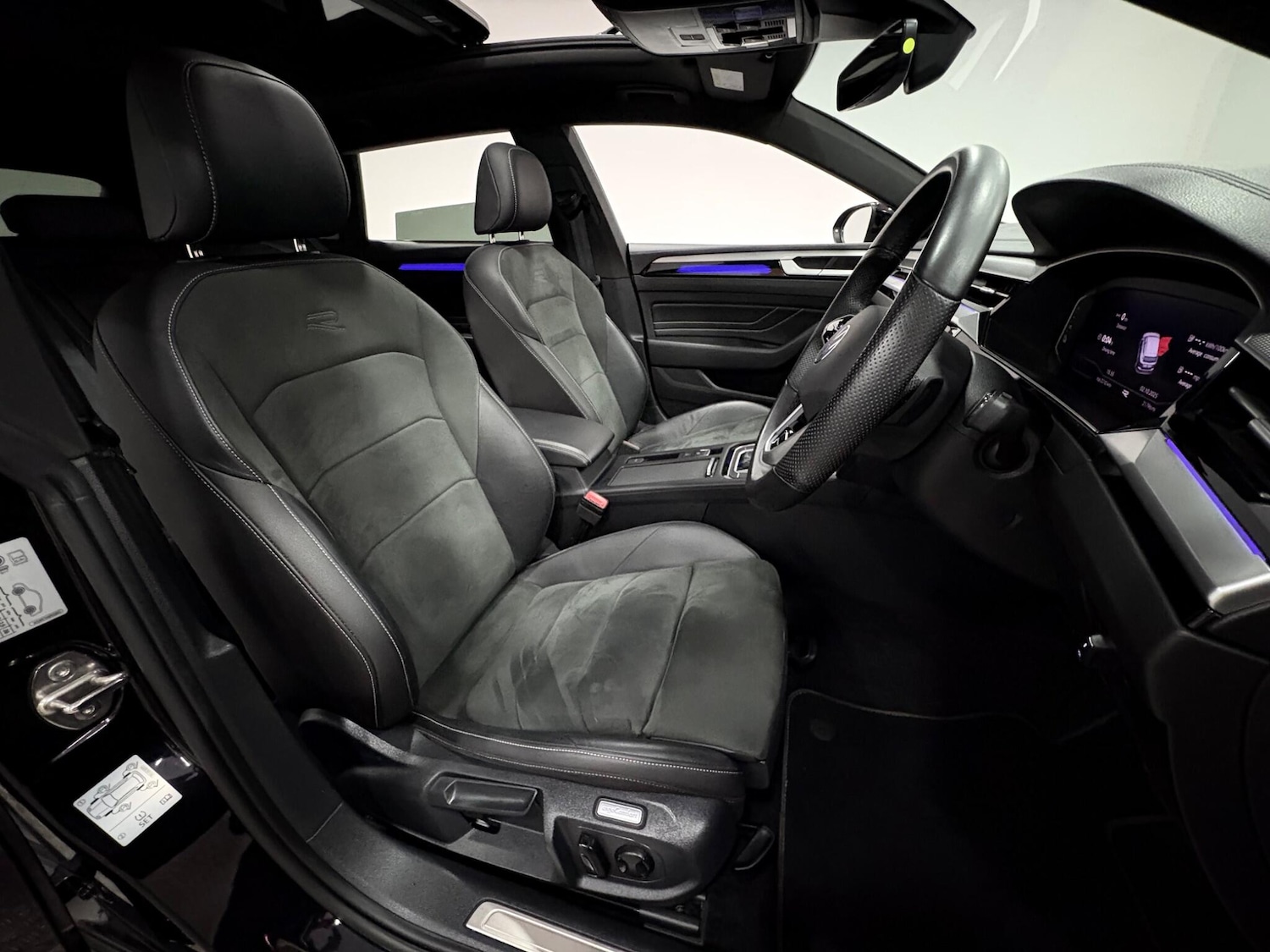 Used Volkswagen Arteon 2024 for sale - 76153138: Photo 12