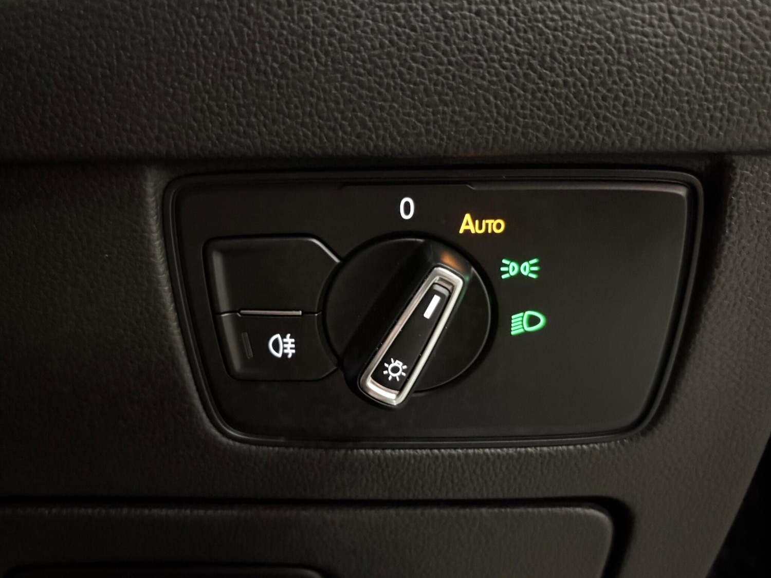 Used Volkswagen Arteon 2024 for sale - 76153138: Photo 40