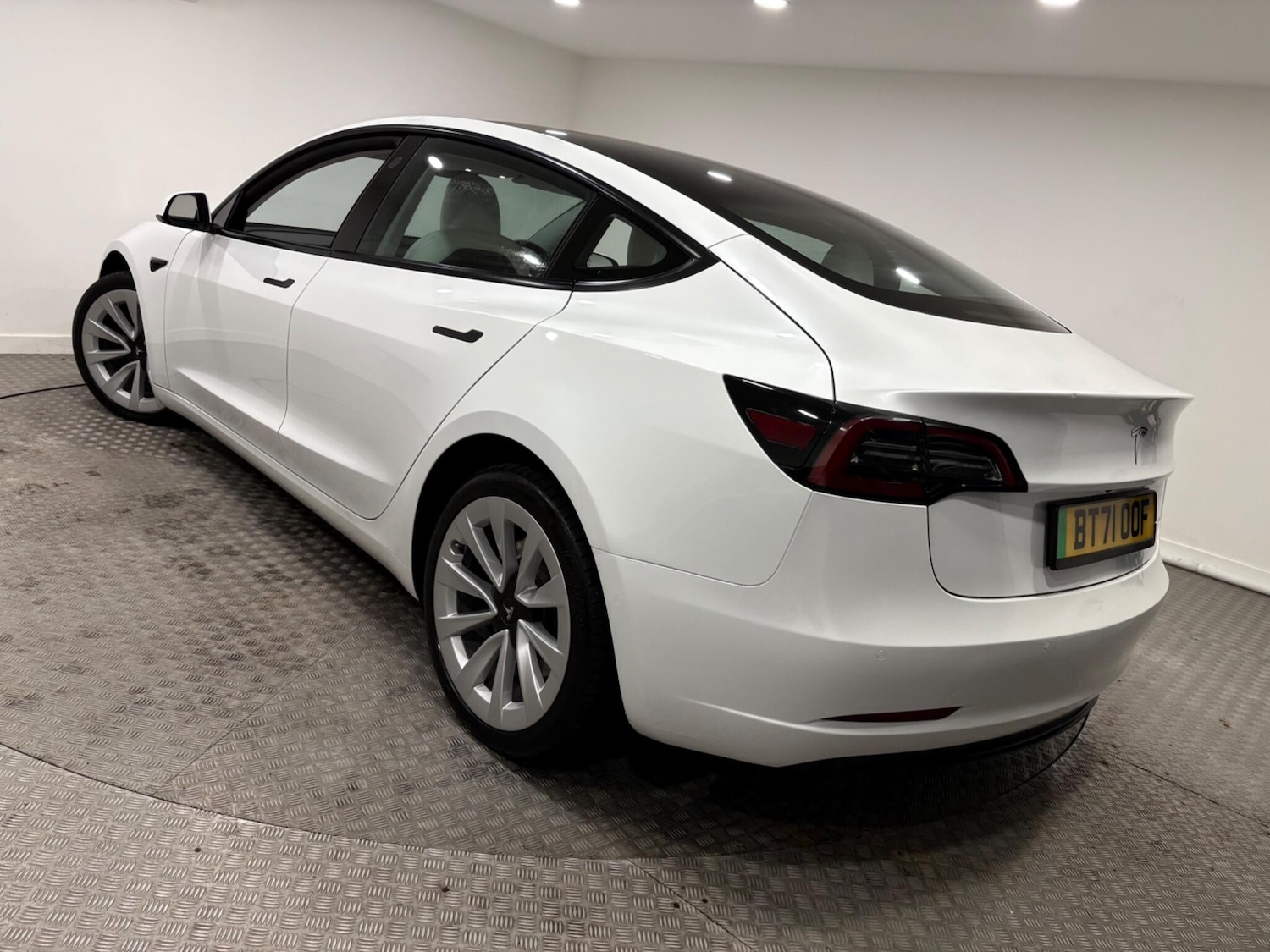 Used Tesla Model 3 2021 for sale - 77330655: Photo 44
