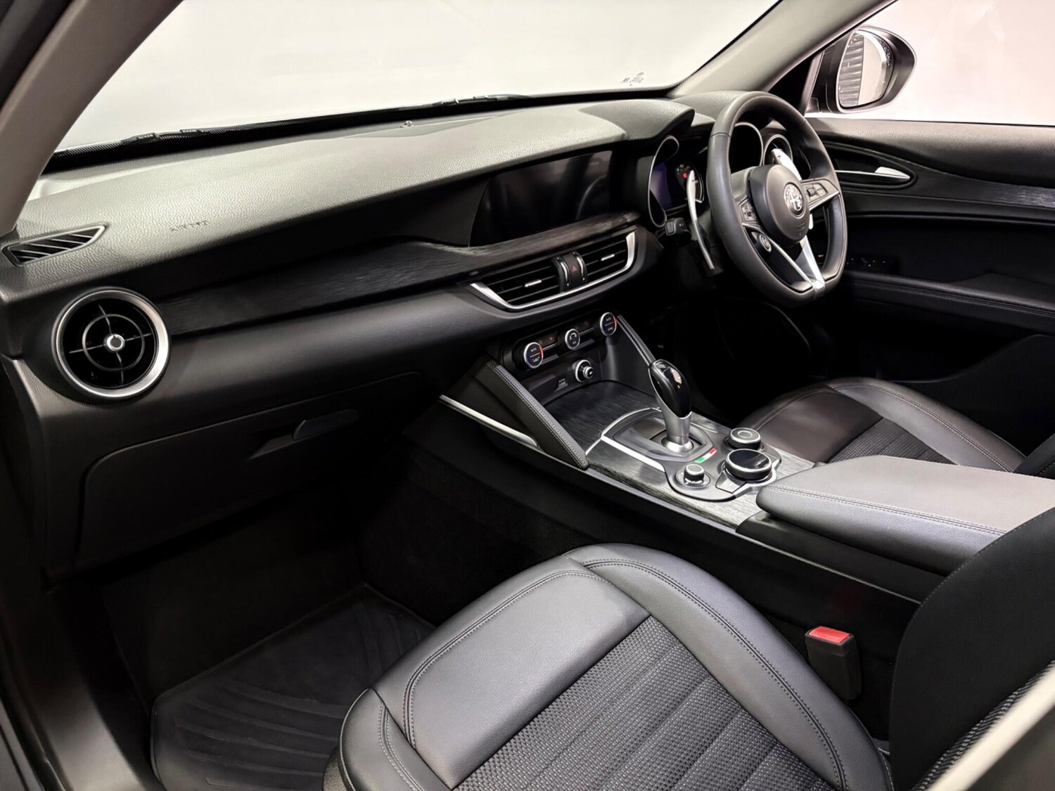 Used Alfa Romeo Stelvio for sale - 77670392: Photo 11