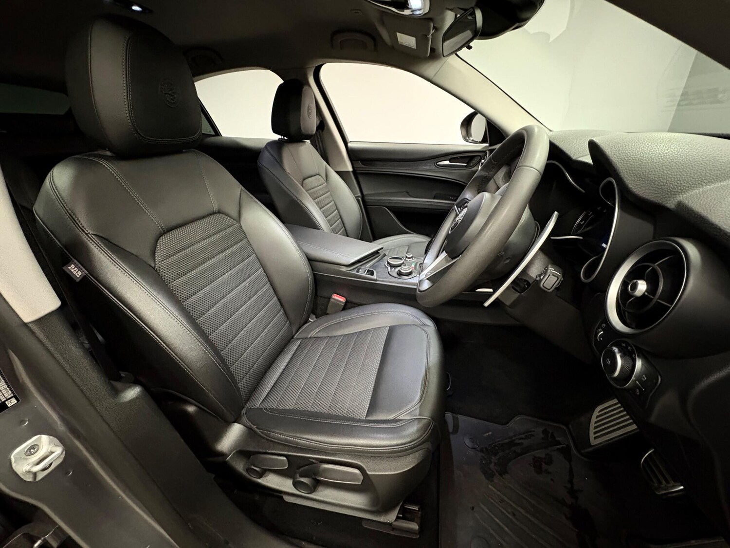 Used Alfa Romeo Stelvio for sale - 77670392: Photo 12