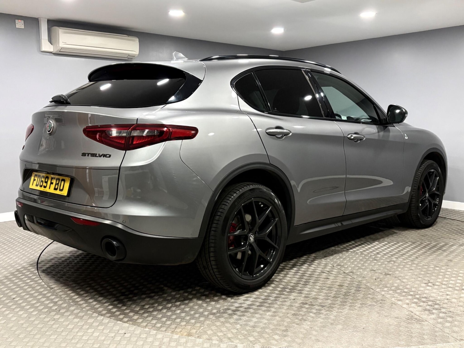 Used Alfa Romeo Stelvio for sale - 77670392: Photo 3