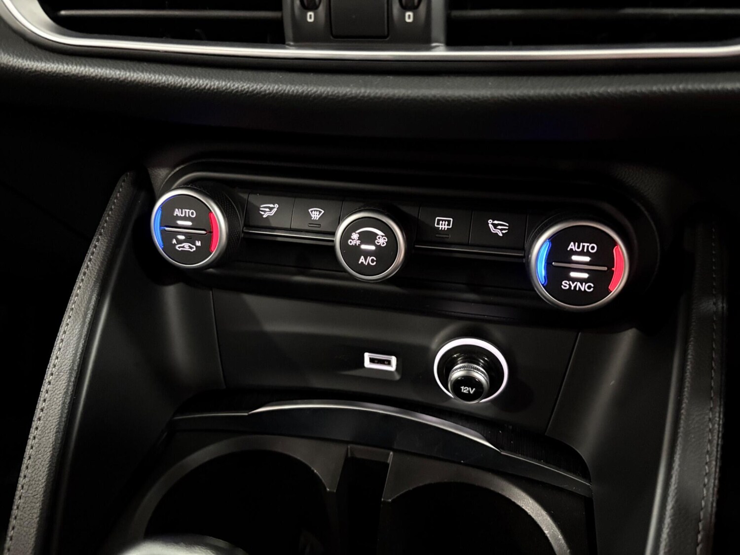 Used Alfa Romeo Stelvio for sale - 77670392: Photo 33