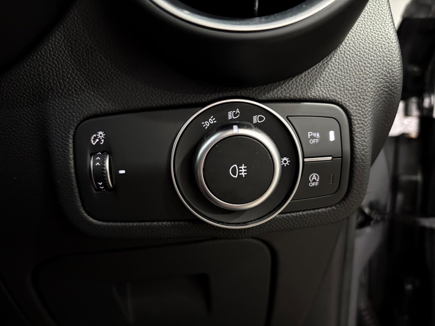 Used Alfa Romeo Stelvio for sale - 77670392: Photo 34