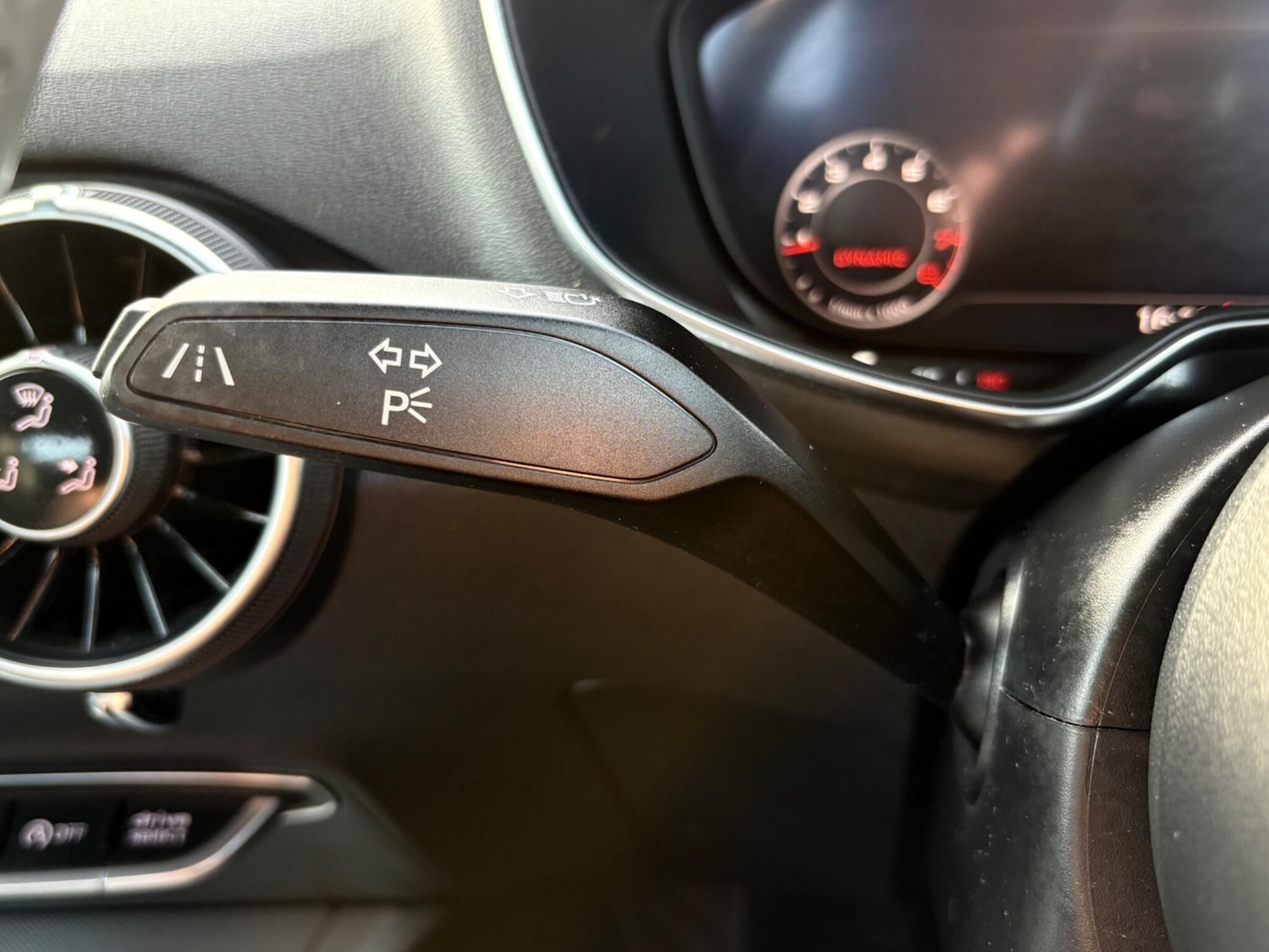 Used Audi TT 2015 for sale - 76174658: Photo 14