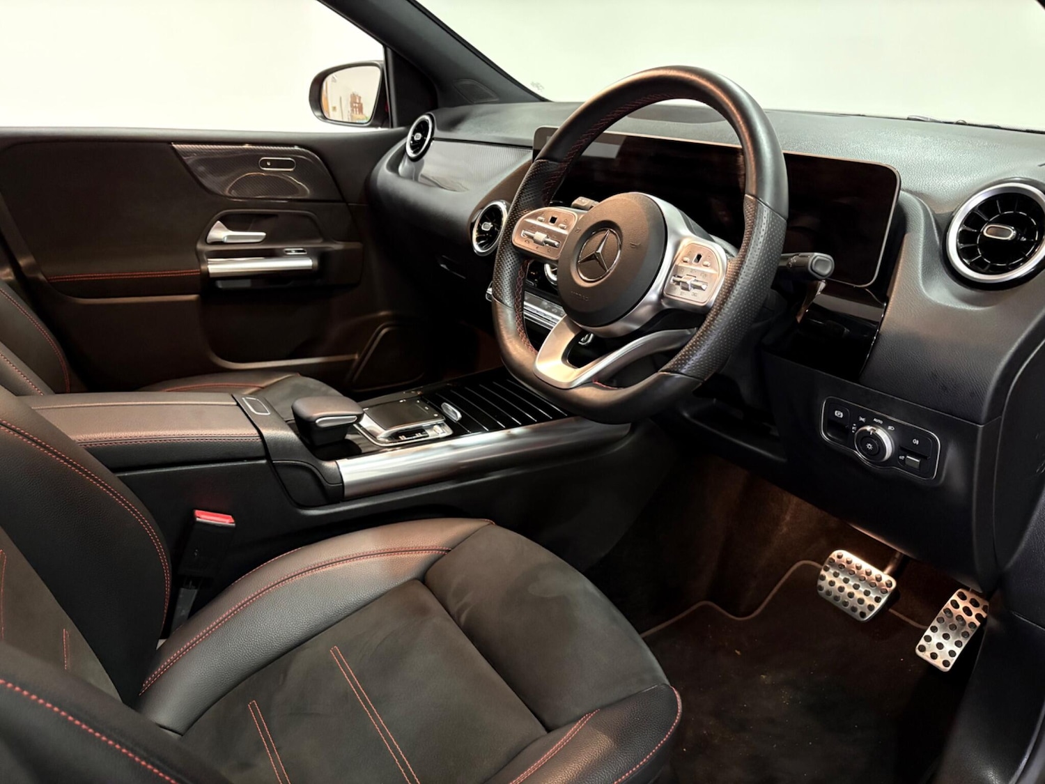 Used Mercedes-Benz B Class 2019 for sale - 76433378: Photo 9