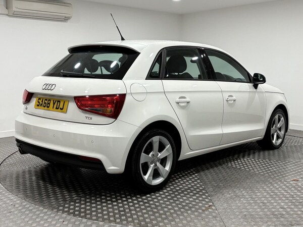 Used Audi A1 2018 for sale - 76317836: Photo 3