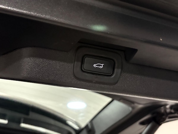 Used Land Rover Discovery 2021 for sale - 74799496: Photo 61