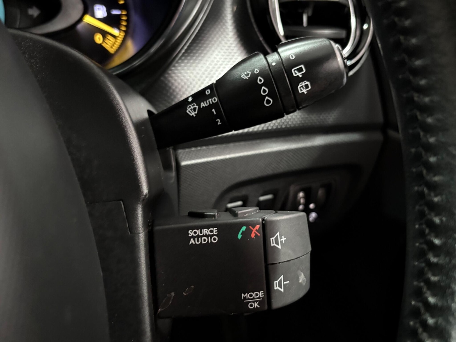 Used Renault Captur 2014 for sale - 77624940: Photo 19