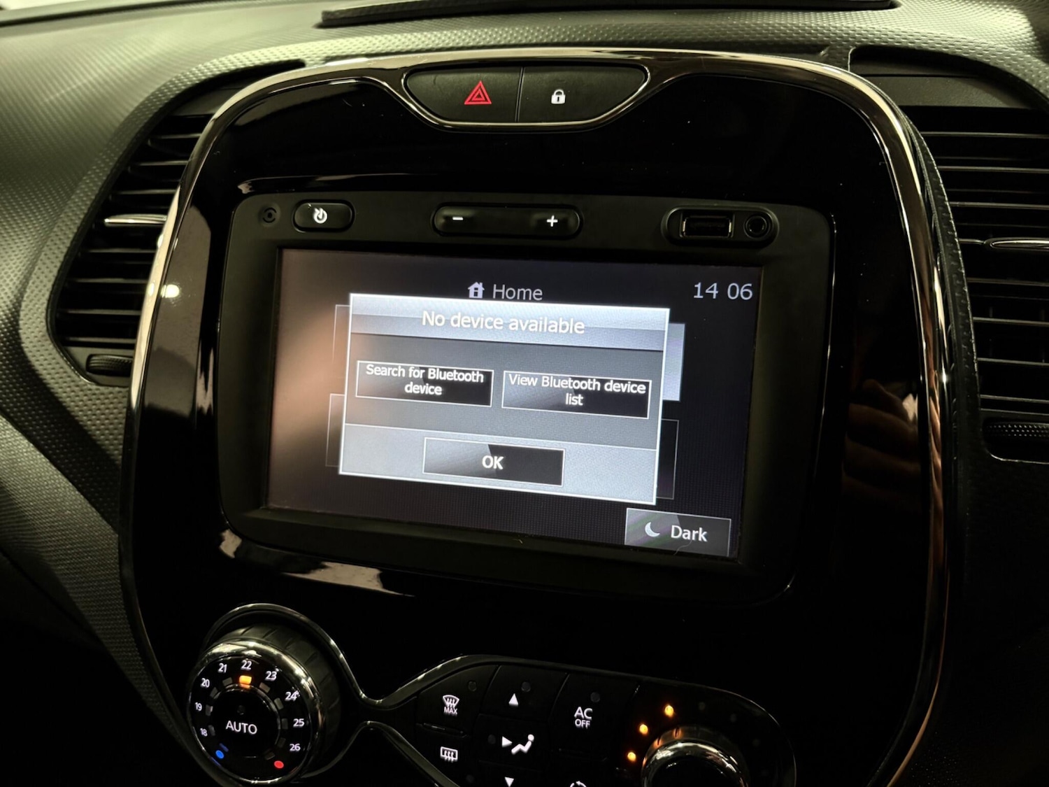 Used Renault Captur 2014 for sale - 77624940: Photo 23